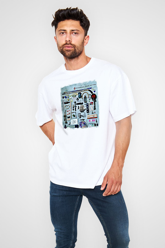 Four Year Strong Baskılı Unisex Beyaz Oversize Tişört