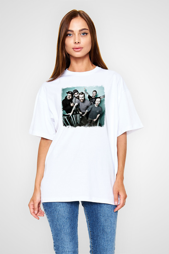 Four Year Strong Baskılı Unisex Beyaz Oversize Tişört
