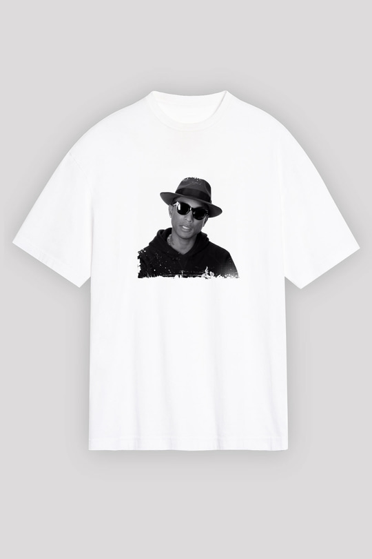 Pharrell Williams Baskılı Oversize Beyaz Tişört