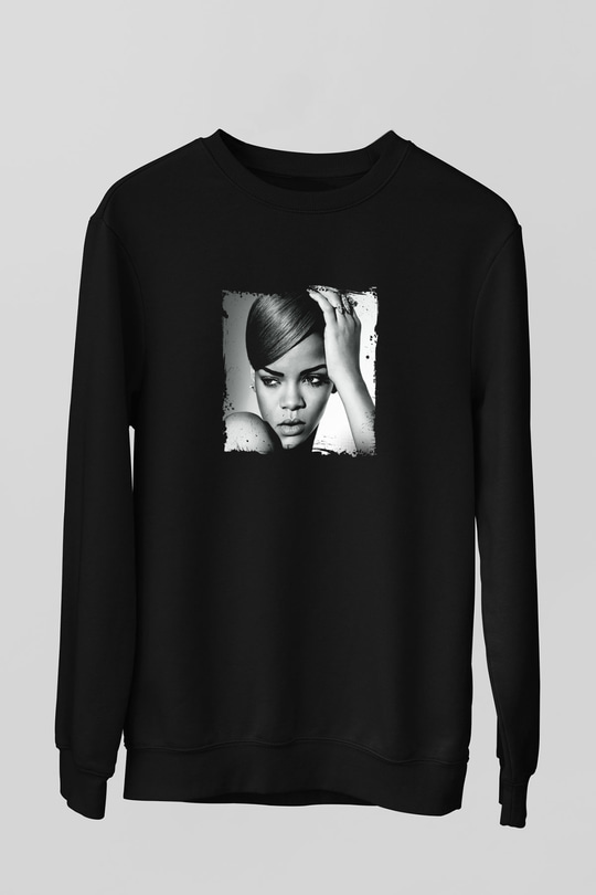 Rihanna Baskılı Unisex Siyah Sweatshirt