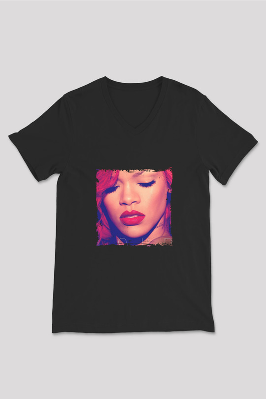Rihanna Baskılı Unisex Siyah V Yaka Tişört