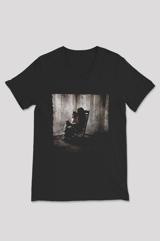 Unisex Korku Seansı (The Conjuring) Baskılı Siyah V Yaka Tişört