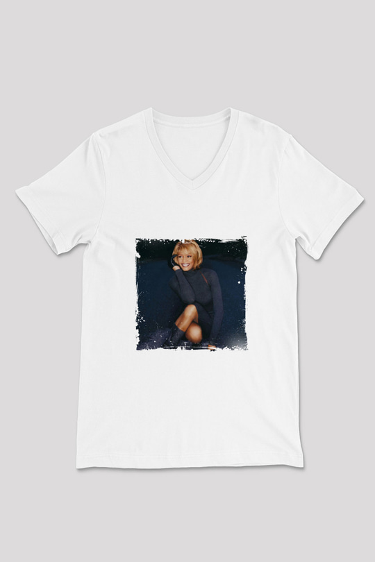 Whitney Houston Baskılı Beyaz V Yaka Unisex Tişört