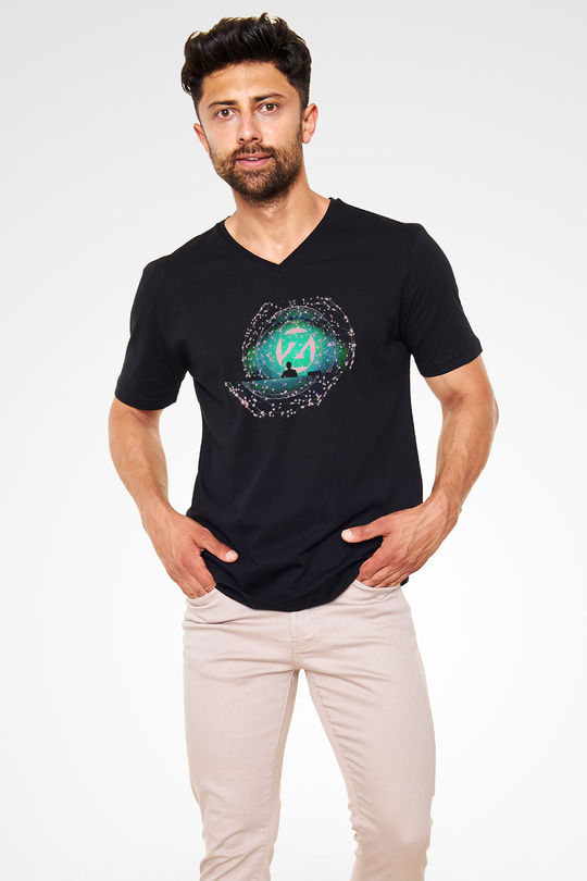 Zedd Siyah Unisex V Yaka Tişört