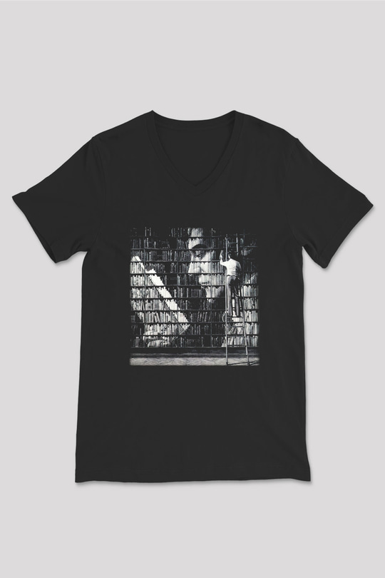 Kütüphaneci Siyah Unisex V Yaka Tişört T-Shirt