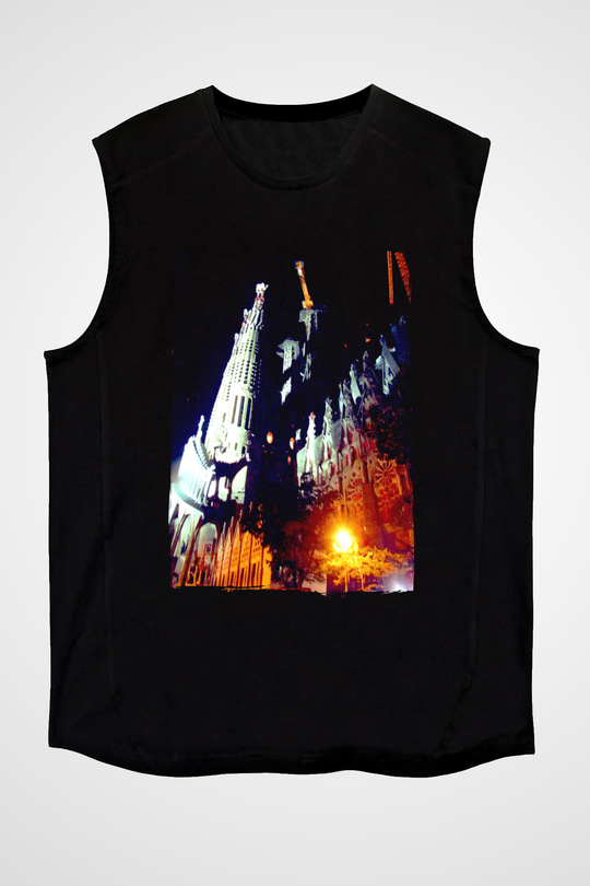 La Sagrada Familia Siyah Unisex Kolsuz Tişört