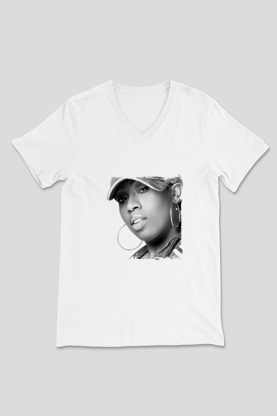 Missy Elliott Baskılı Beyaz V Yaka Unisex Tişört