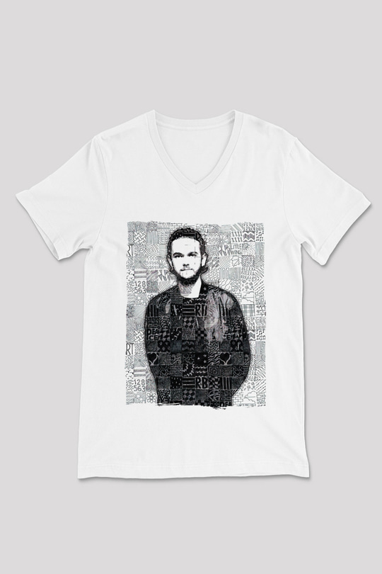 Zedd Beyaz Unisex V Yaka Tişört