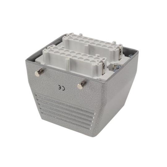 Emas EBM32PU30 Metal 32 Kontak Uzatma Tipi Priz 16A Üstten Girişli