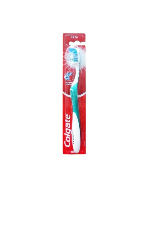 Colgate Gelişmiş Temizlik Medium Diş Fırçası