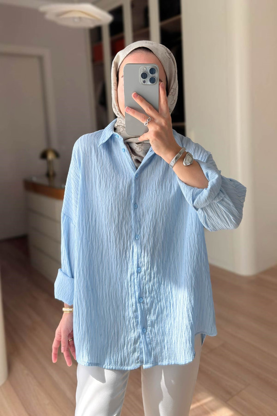 Nakışlı Pul Detay Oversize Gömlek - Mavi
