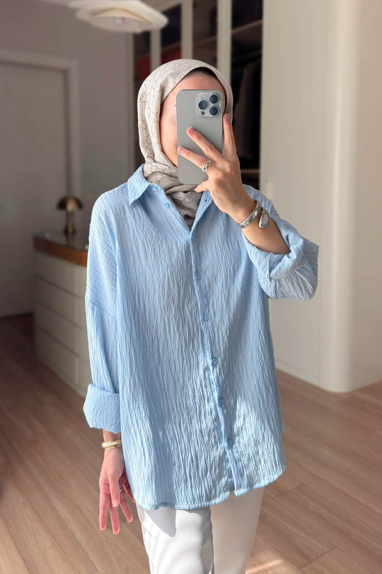 Nakışlı Pul Detay Oversize Gömlek - Mavi
