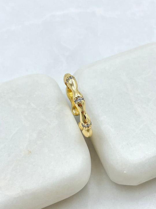Gömme Taşlı Kemik Model Yüzük Gold
