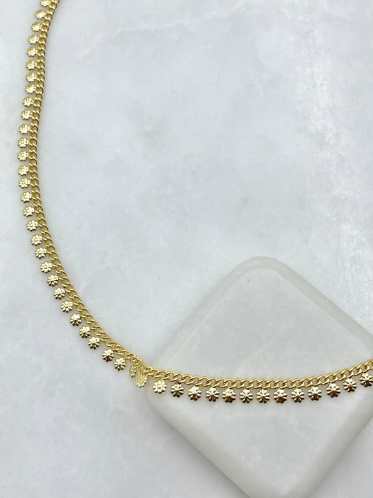 Çiçek Plaka Sallantılı Bohem Kolye Gold