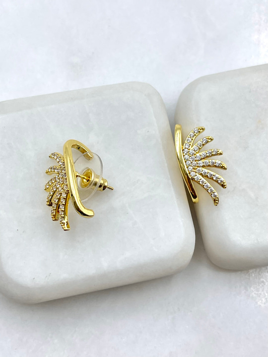 Kanat Model Gömme Taşlı Küpe Gold