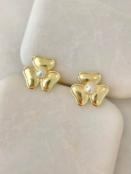 Altın Kaplama İncili Çiçek Küpe Gold