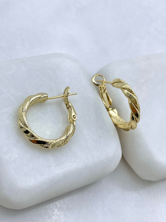 Altın Kaplama Küçük Işıltılı Sarmal Küpe 2 cm Gold