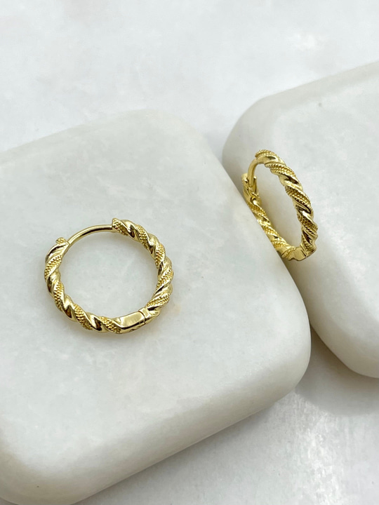Özel Seri Işıltılı Burgu Küpe 1.7 cm Gold