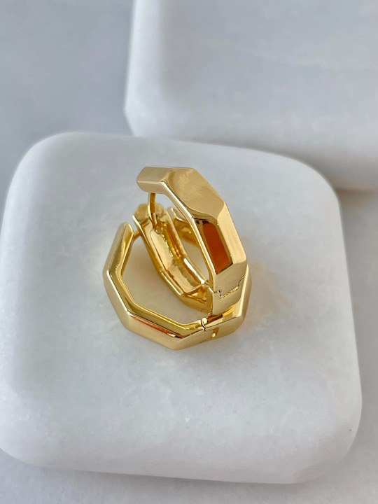Özel Seri Yansımalı Beşgen Küpe Gold