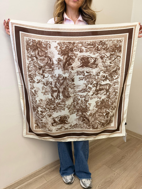 Hayvan Desenli Pamuk Dokulu Bej Şal 90x90 cm Renkli