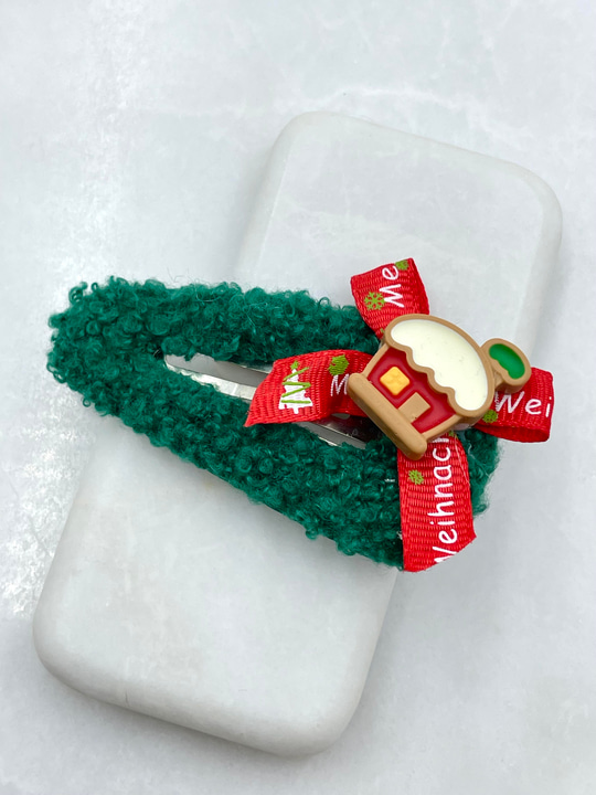 Yeşil Peluş Ev Pens Toka Renkli