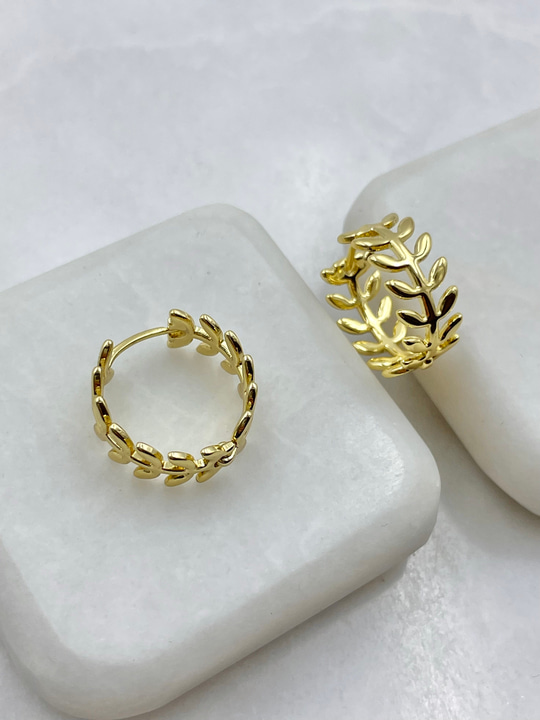 Özel Seri Yaprak Model Halka Küpe Gold