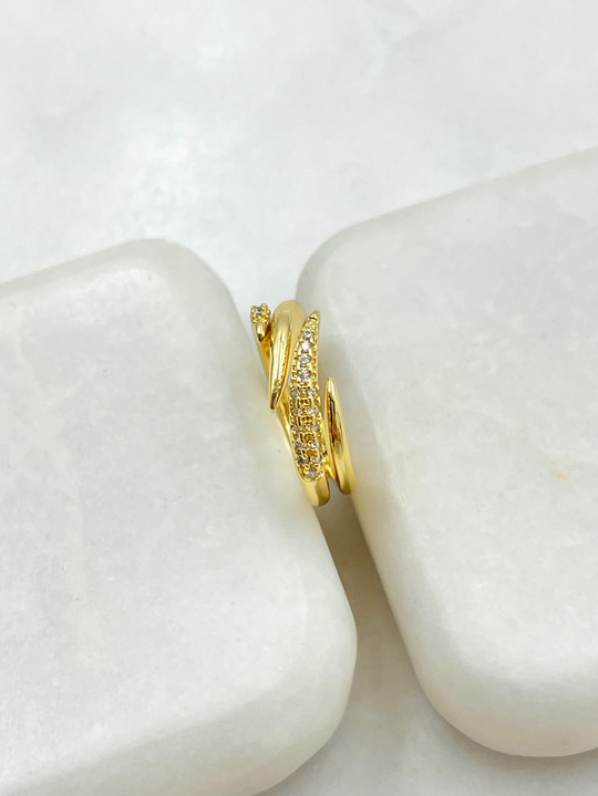 Gömme Taşlı Tasarım Birleşim Serçe ve Eklem Yüzük Gold