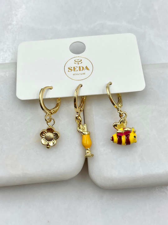 Arı ve Çiçek Sallantılı Üçlü Set Küpe Gold