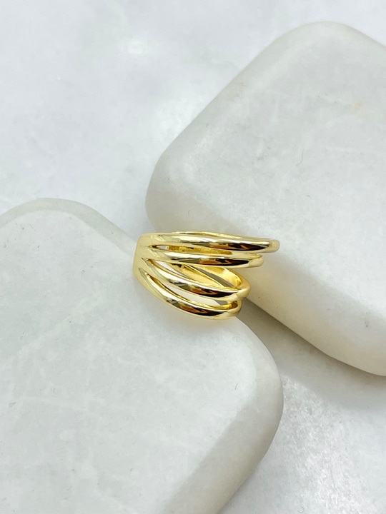 Dörtlü Görünüm Kıkırdak Küpe Gold
