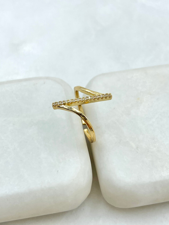 Gömme Taşlı Z Model Tasarım Yüzük Gold