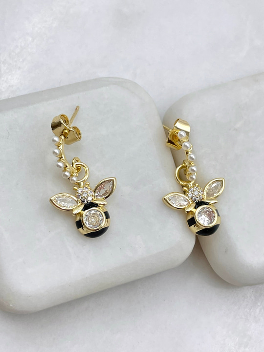 İncili Arı Model Küpe Gold