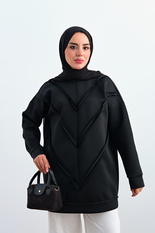 Önü V Detaylı Tunik Siyah
