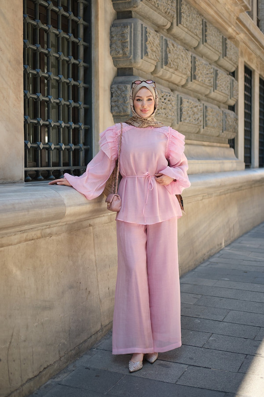 Kendinden Desen Omuz Fırfır Detay Bel Bağlamalı Tül Takım Pembe