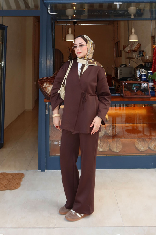 Yan Bağlamalı Takım Kahverengi