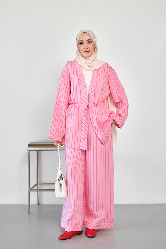 Beli Lastikli Önden Bağlamalı Çizgili Pantolonlu Kimono Takım Pembe