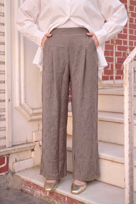 Bel Lastikli Kırışık Detay Pantolon Vizon