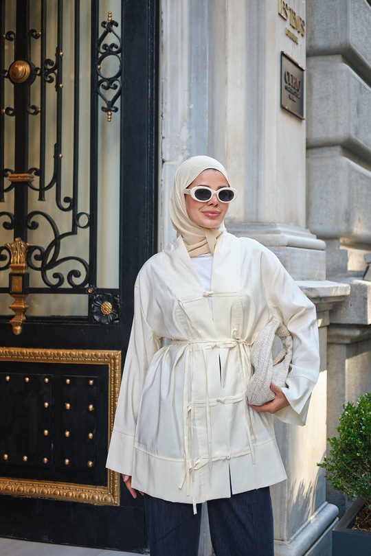 Ön Bağlamalı Kimono Krem