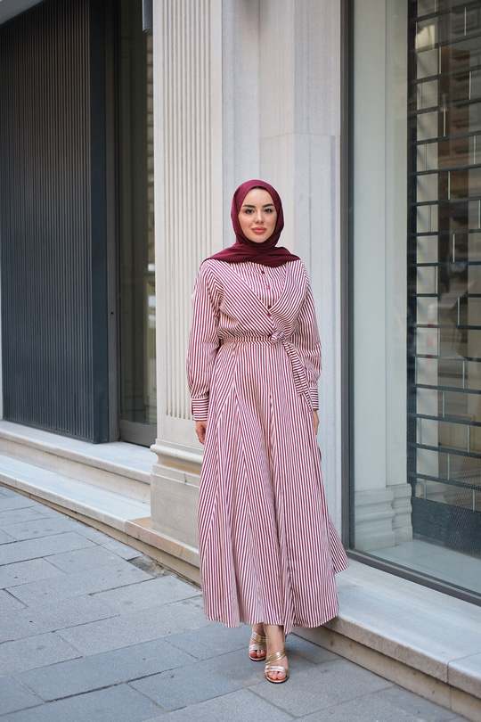 Çizgi Desenli Bel Bağlamalı Elbise Bordo