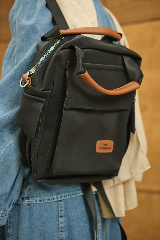 Arma Detay Sırt Çanta Siyah