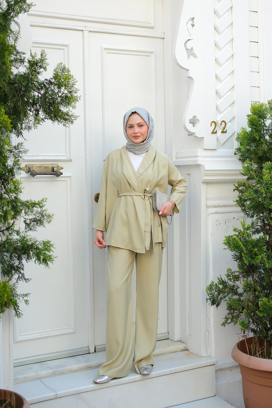 Beıge Takım Yeşil