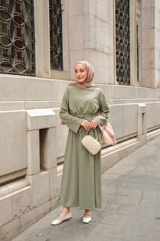 Bel Bağlama Detay Elbise Yeşil