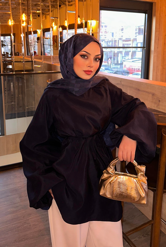 Bel Bağlamalı Sedef Tunik Lacivert