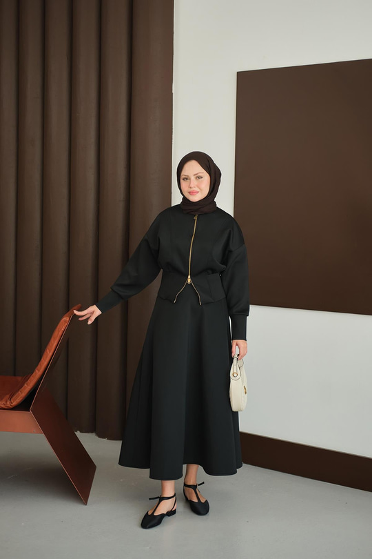 Beli Korse Detay Takım Siyah