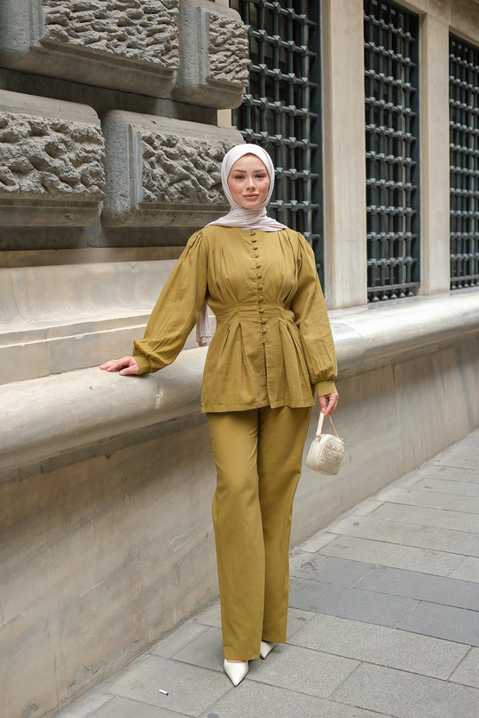 Beli Pens Detaylı Takım Yağ Yeşil