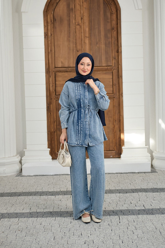 Bisiklet Yaka Bel Bağlamalı Dikiş Detay Takım Buz Mavi