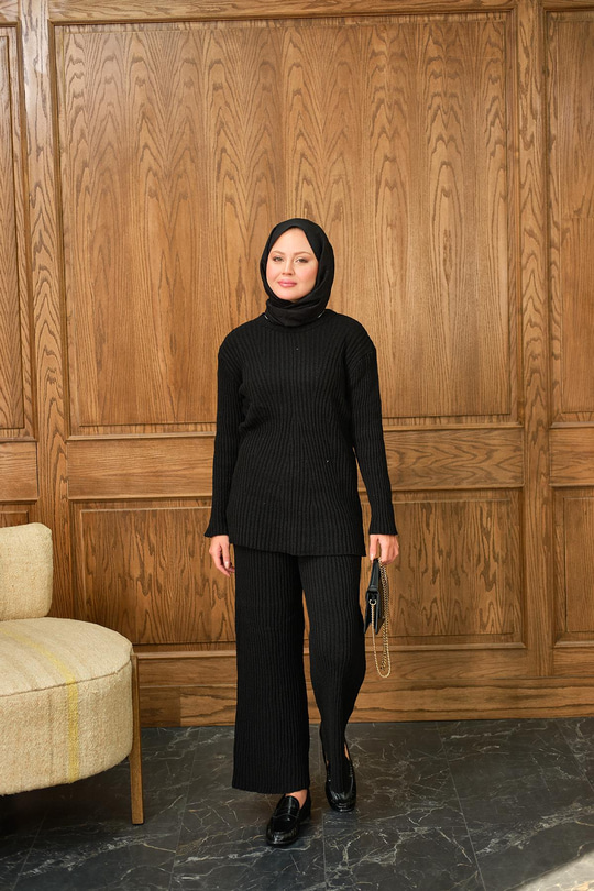 Bisiklet Yaka Triko Takım Siyah