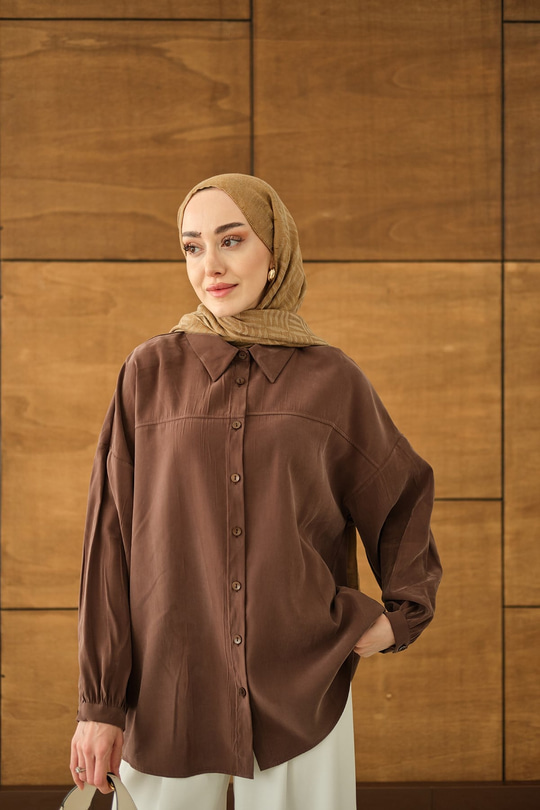 Biyeli Bel Bağlamalı Gömlek Kahverengi