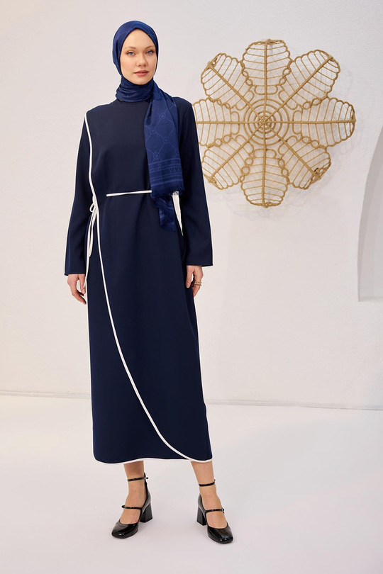 Biyeli Kendinden Bağlı Scuba Elbise  Lacivert