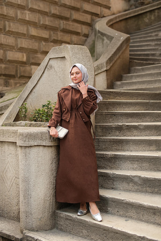 Bolero Detaylı Sıfır Kol Elbise Kahverengi