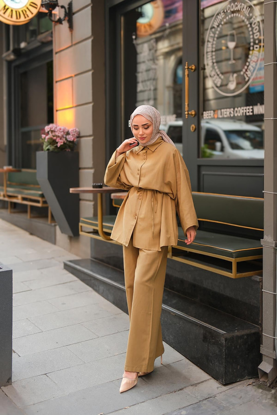 Çift Düğme Detaylı Takım Yağ Yeşil